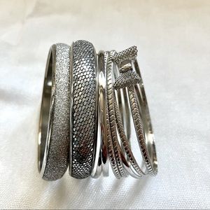 ✨4 for $25 - Silver bangle bracelet set